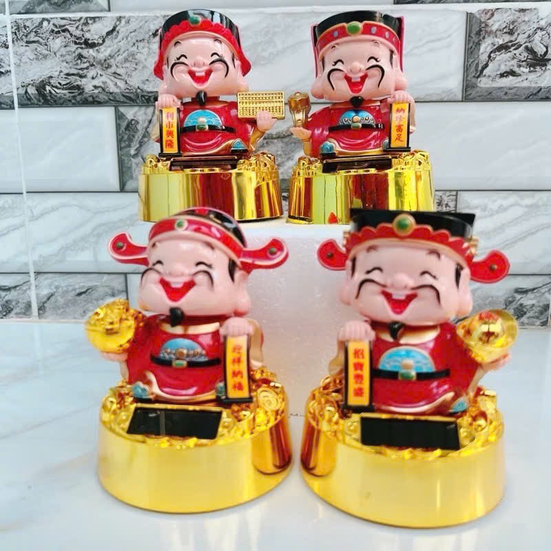 T.h.ầ.n T.à.i Gật Đầu 12x8cm