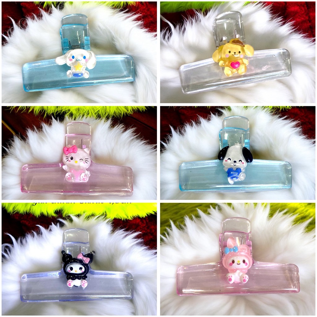 Kẹp tài liệu trong suốt gắn charm Sanrio 7,5cm