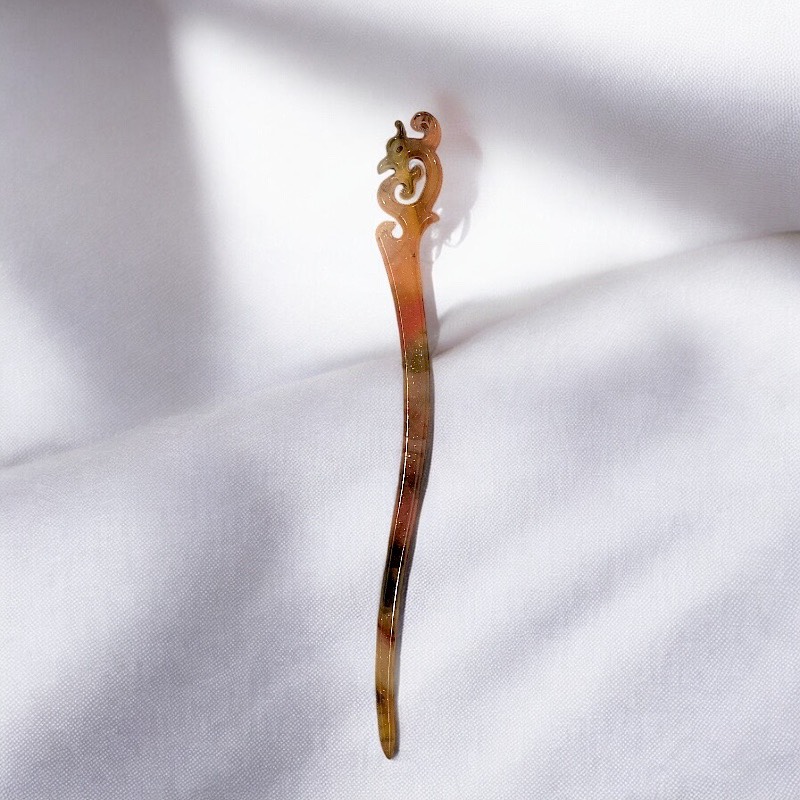 14.21 Trâm cài tóc nhựa họa tiết vân sa.ng trọng 18cm