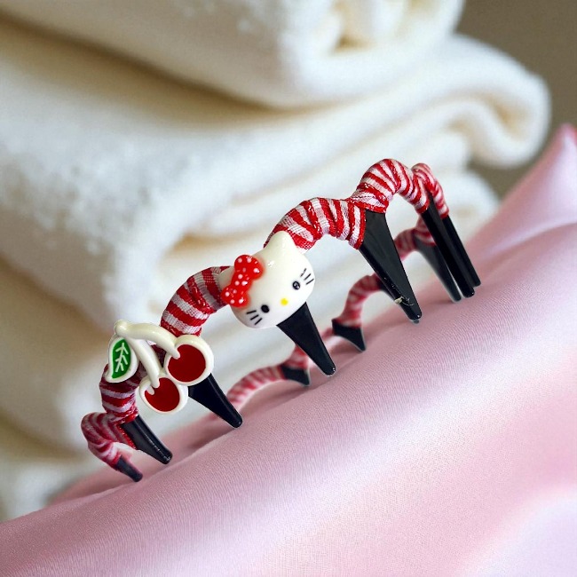 Bờm tóc sóng kẻ Hello Kitty