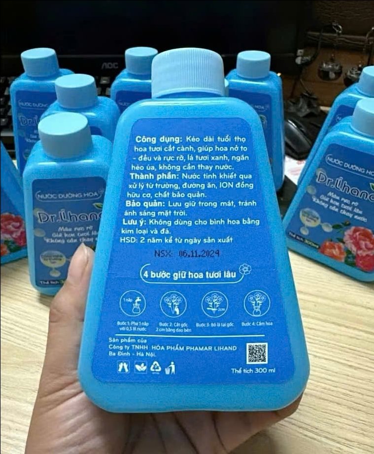 Nước dưỡng hoa rực màu, tươi lâu Dr.Lihand 300ml