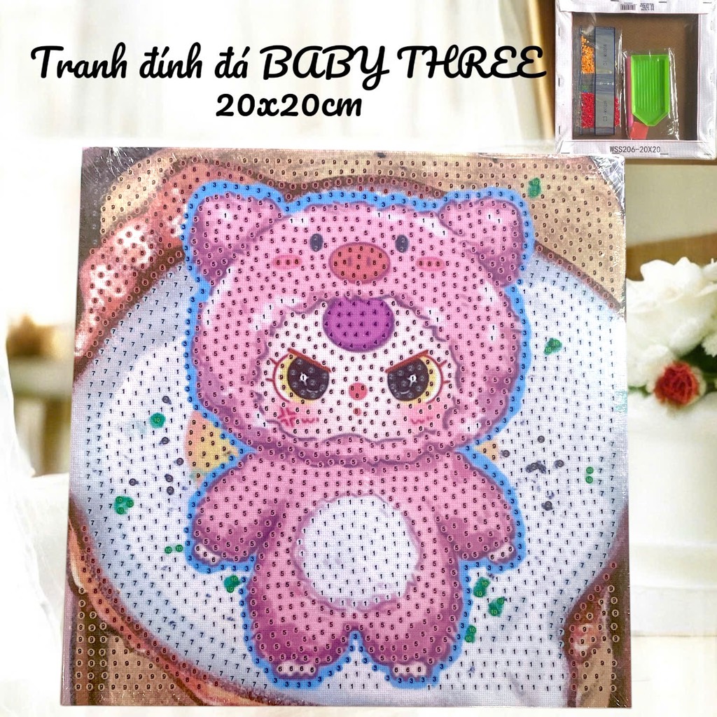 Tranh đính đ.á..BABY THREE khung gỗ, size 20x20cm kèm màu