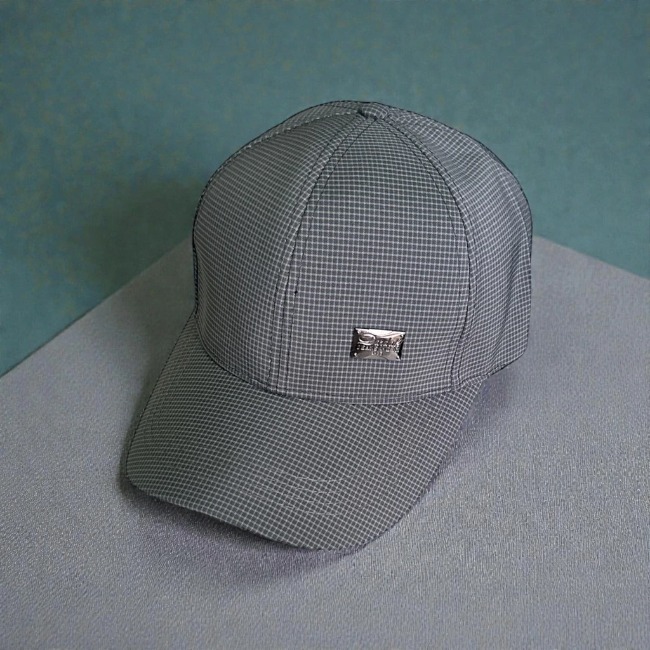 13.7 Mũ lưỡii trai đính logo