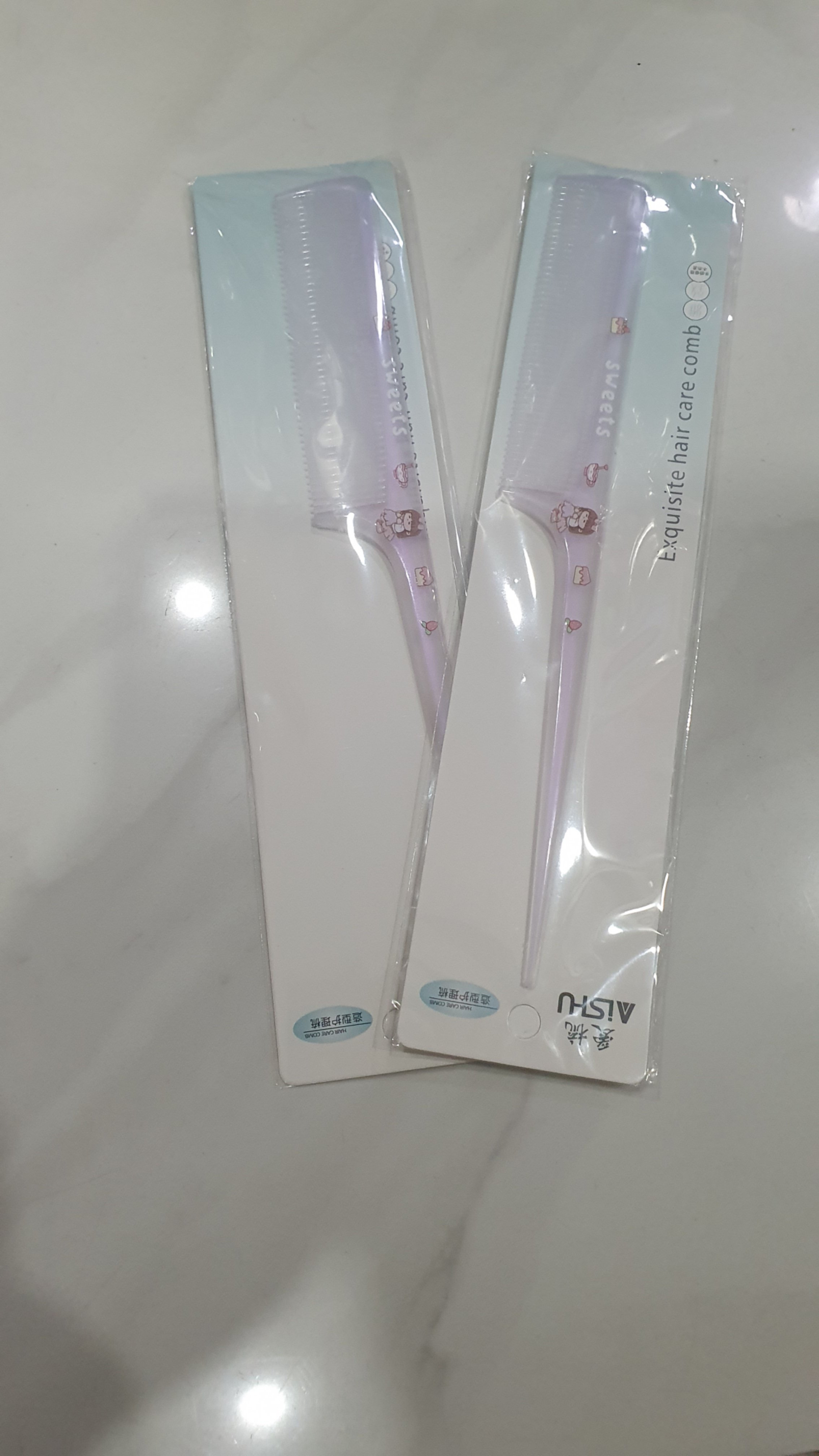 T12. Lược nhọn nhiều màu 13.5x3cm