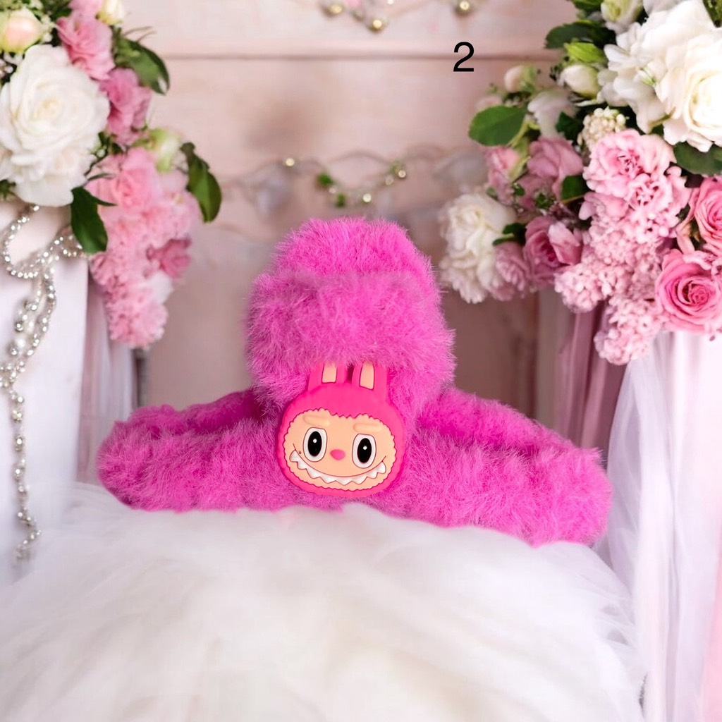 T6. Kẹp tóc càng cua lông Labubu