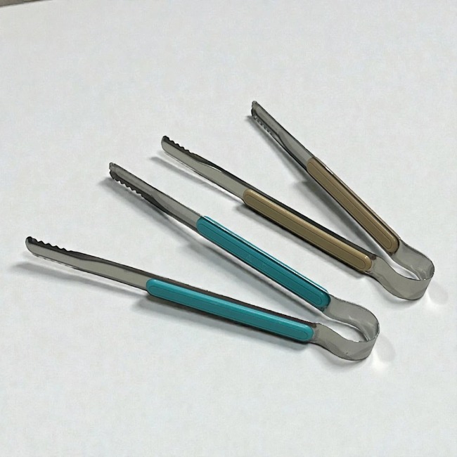 TB. Kẹp gắp đồ nướng tay cầm màu dài 22,5cm (ngẫu nhiên)