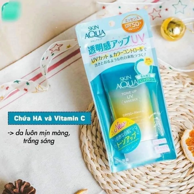 Kem Chống Nắng Skin Aqua Tone Up UV Essence Mint Green SPF50+/PA 80g