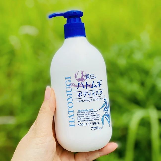 Sữa dưỡng thể trắng da chiết xuất ý dĩ 400ml