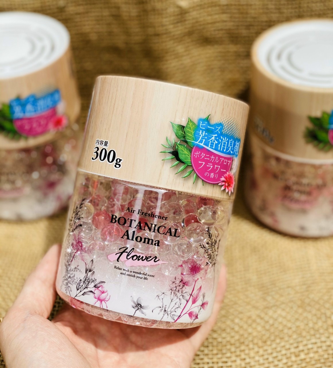 Hộp sáp thơm phòng và khử mùi, hạt sáp sắc màu trang trí 300g