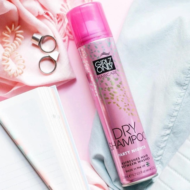 Dầu Gội Khô Girlz Only Dry Shampoo 200ml