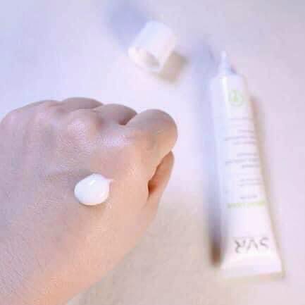 Kem Dưỡng Giảm Mụn Se Khít Lỗ Chân Lông SVR Sebiaclear Mat + Pores 40ml-Pháp