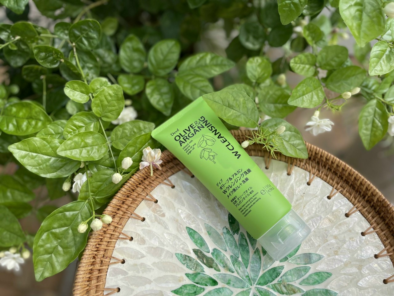 Sữa Rửa Mặt Chiết Xuất Từ Argan Và Dầu Olive Deve 130g