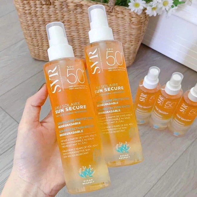 HLK-Xịt Chống Nắng SVR Sun Secure Eau Solaire SPF50+++ 200ml - Pháp