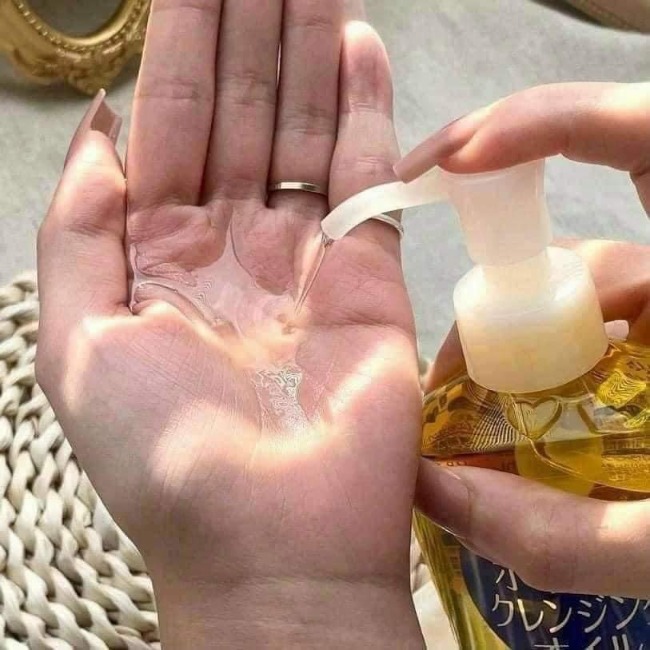 Dầu Tẩy Trang Kose Softymo Deep Cleansing Oil 230ml