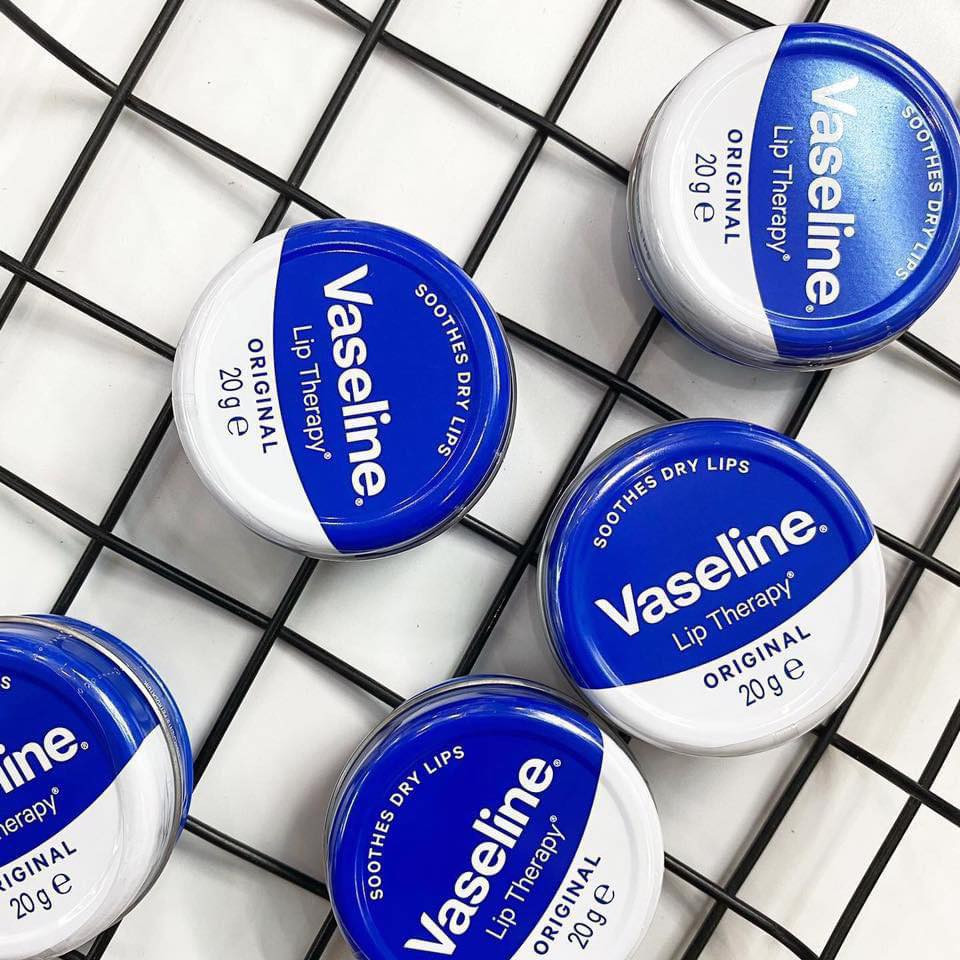 Son dưỡng trị thâm môi Vaseline Lip Therapy 20g