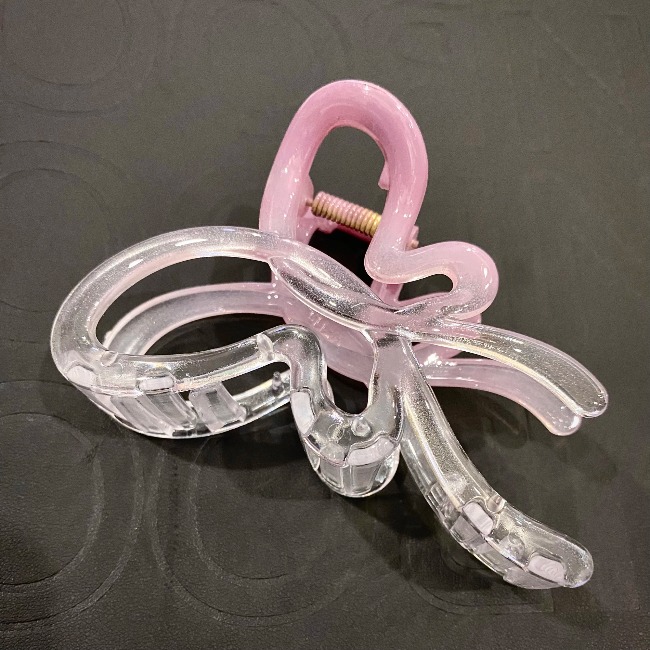 T5.Kẹp tóc nhựa màu hình bướm