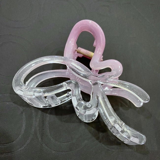 T5.Kẹp tóc nhựa màu hình bướm