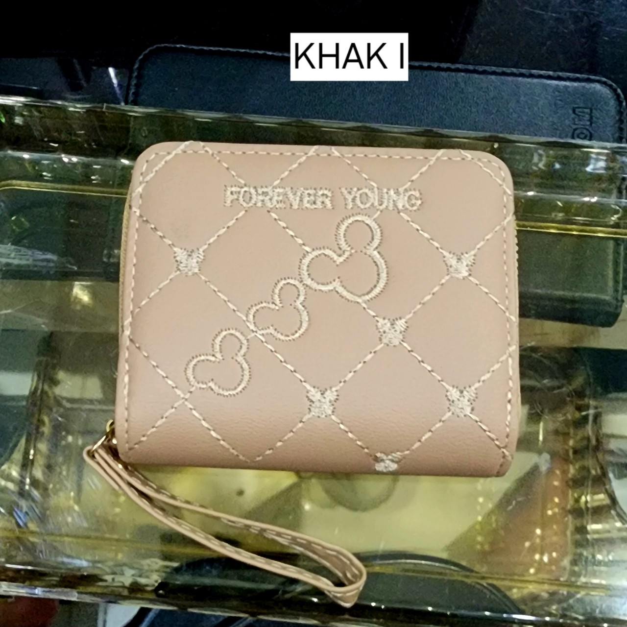 Ví ngắn câm tay Mickey