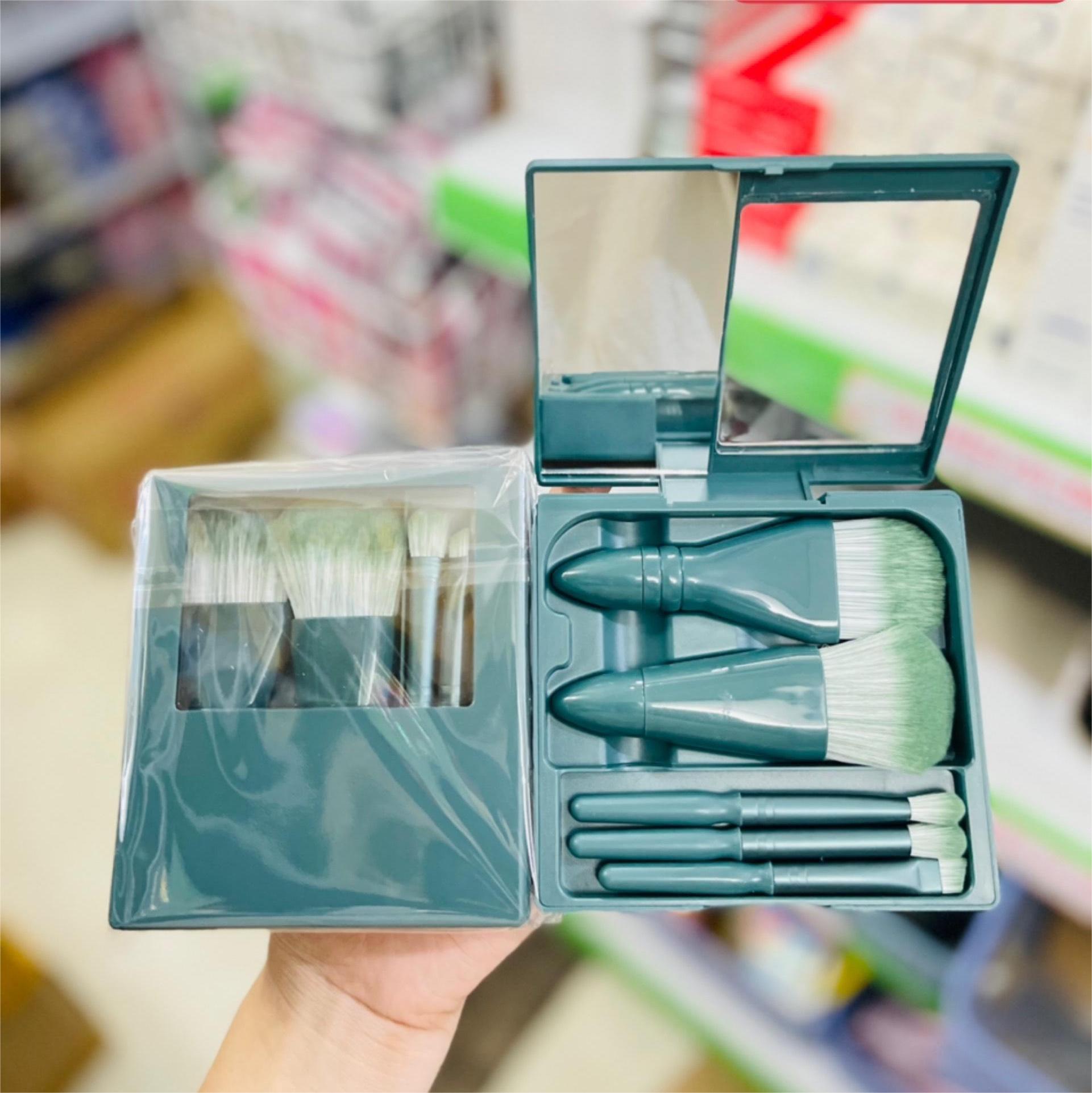 Hộp 5 cây cọ trang điểm