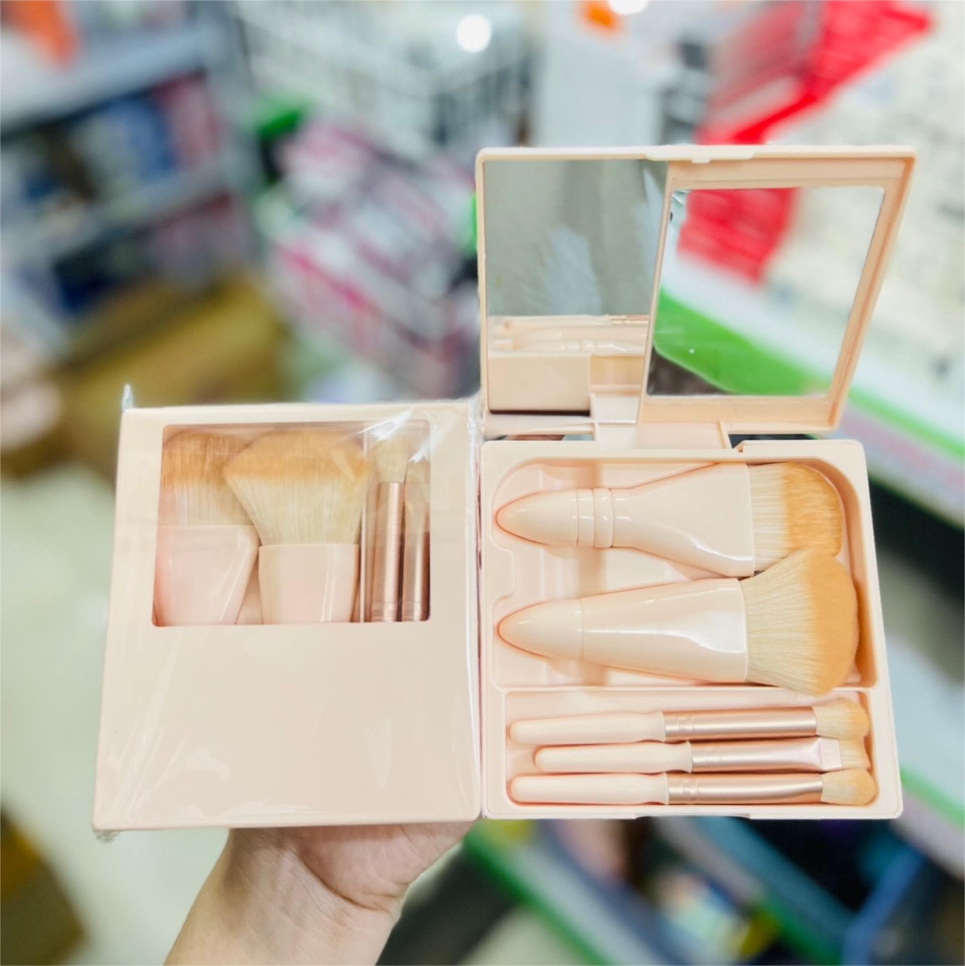 Hộp 5 cây cọ trang điểm