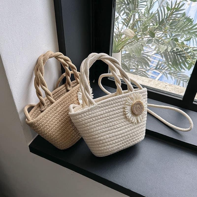 Túi Cói Quai Bện Đeo Chéo Màu Trắng Sữa