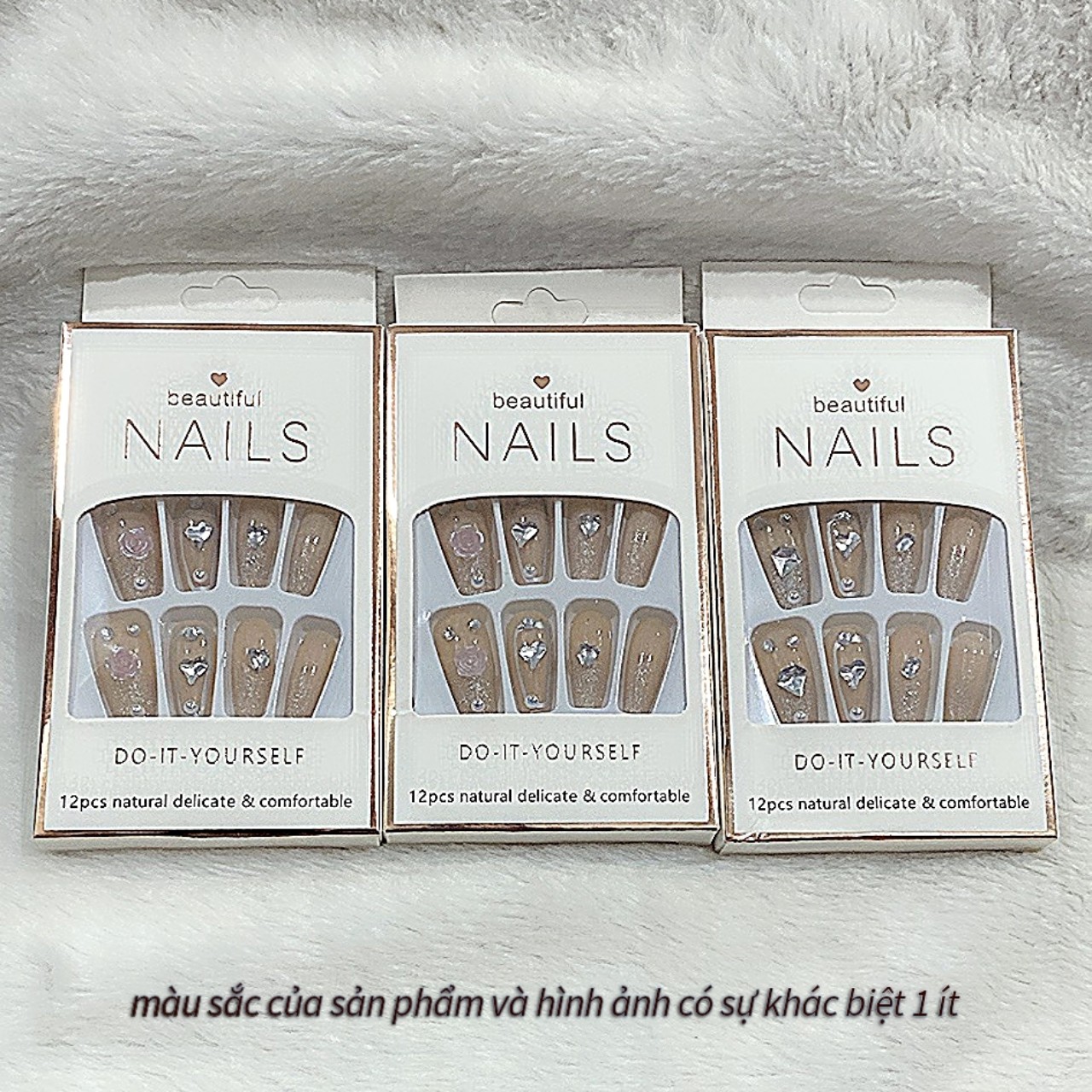 Bộ 12 móng tay giả đính hoa và đá Beautiful Nails LY-08 kèm keo dán