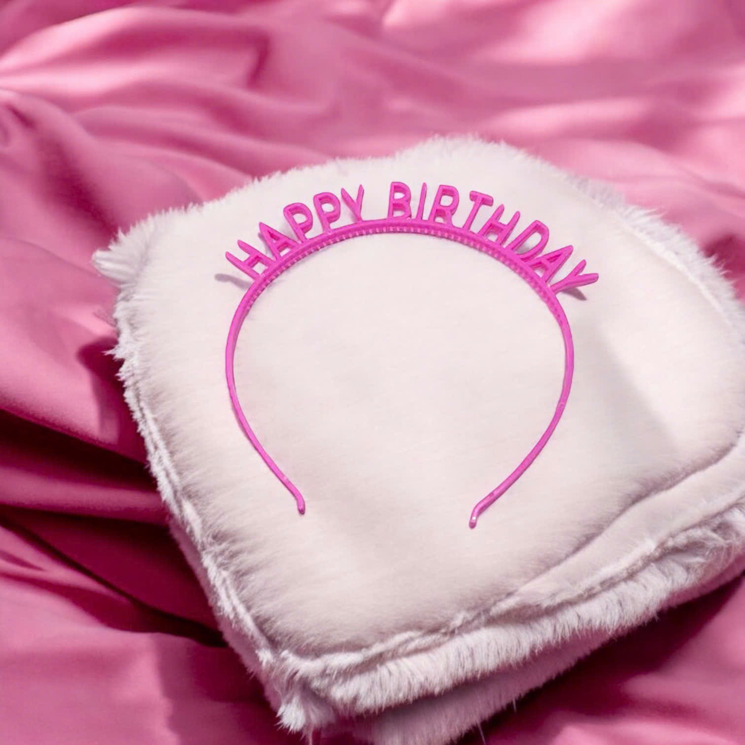 Bờm tóc hình chữ Happy birthday