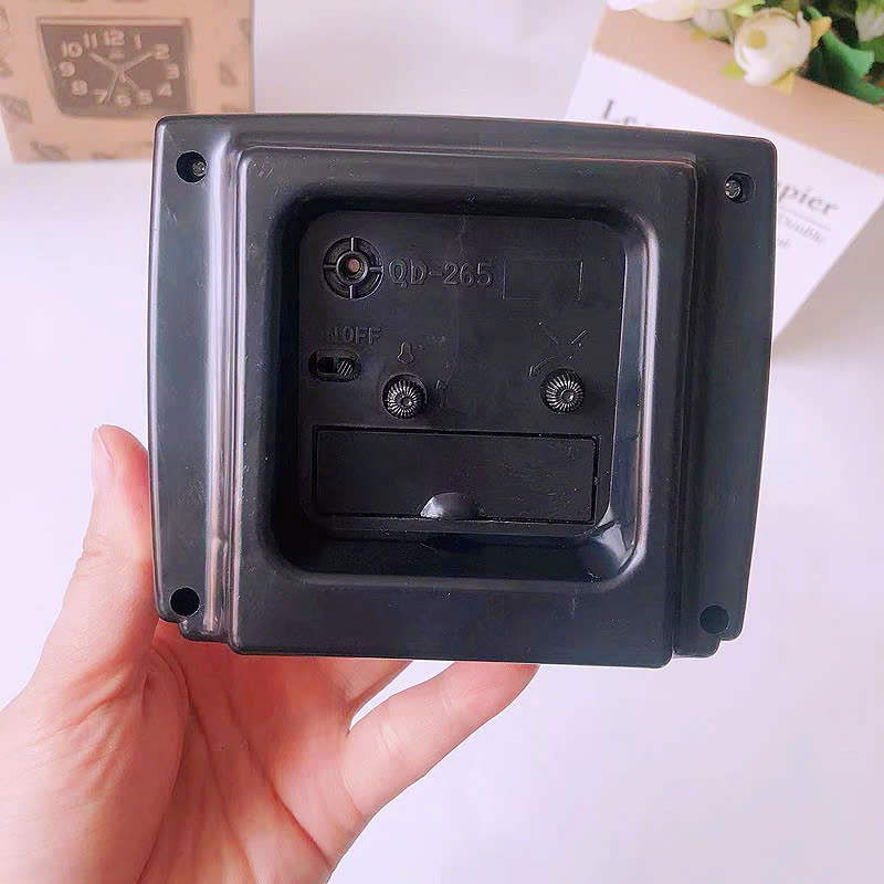 S4. Đồng hồ báo thức