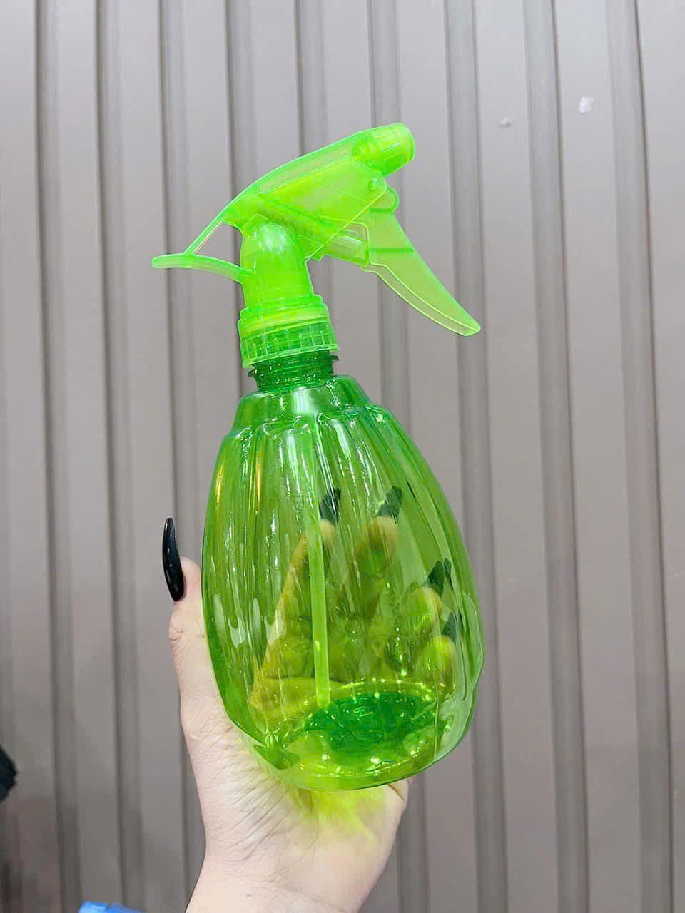 Bình xịt nước tưới cây mini nhỏ gọn 19cm