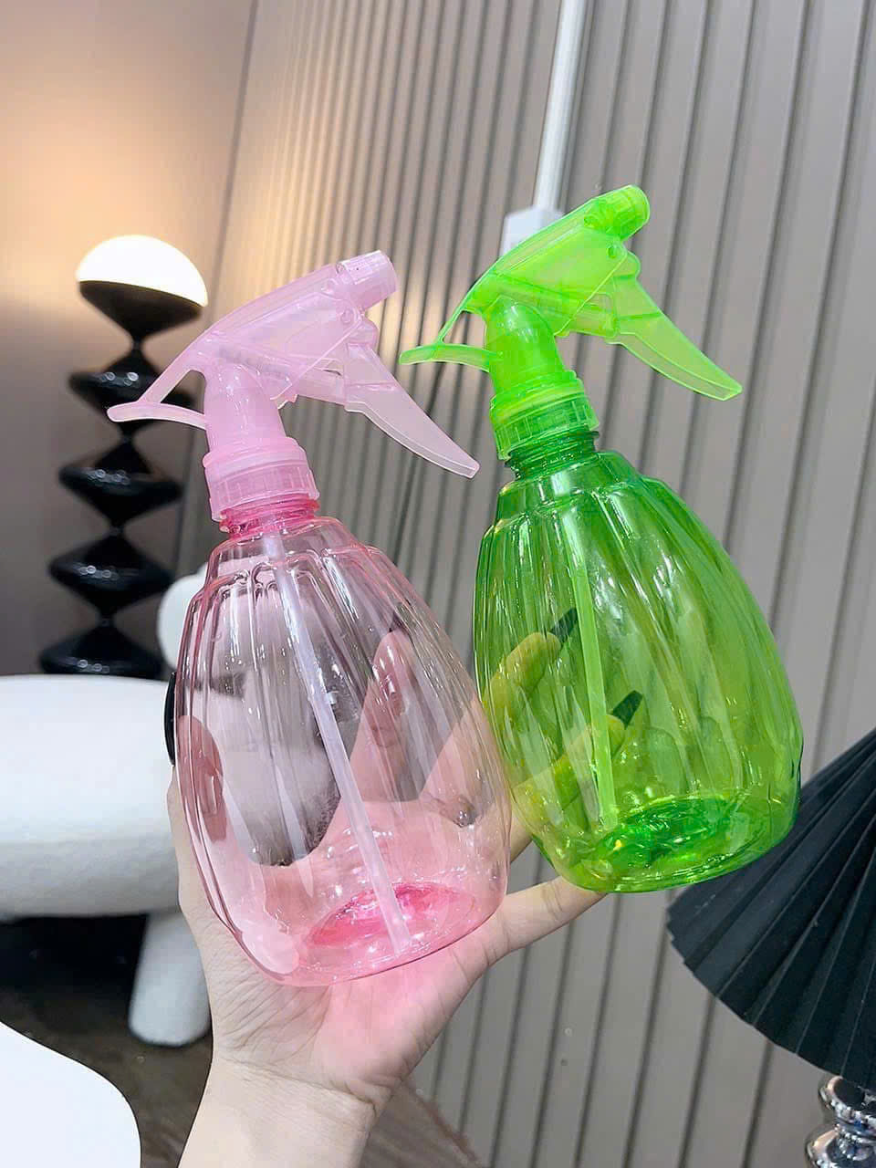 Bình xịt nước tưới cây mini nhỏ gọn 19cm