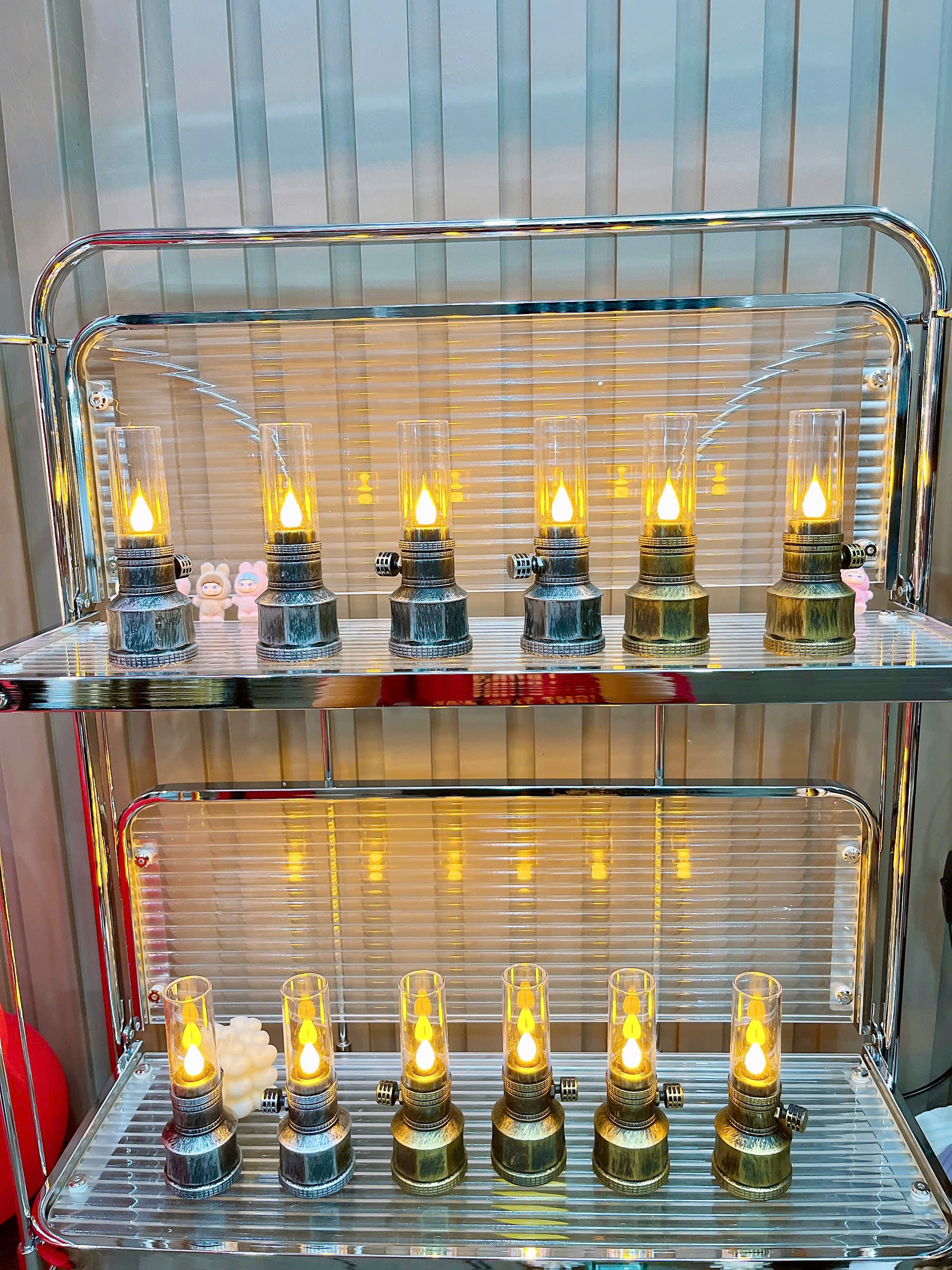 S2. Đèn Dầu Chạy Pin (3 Pin Nút)