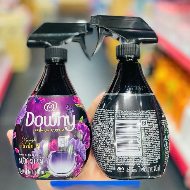 16.5 Xịt thơm quần áo Downy 370ml