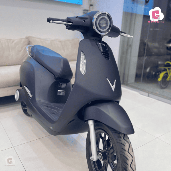Mẫu xe máy điện đẹp cho nữ VinFast Evo200