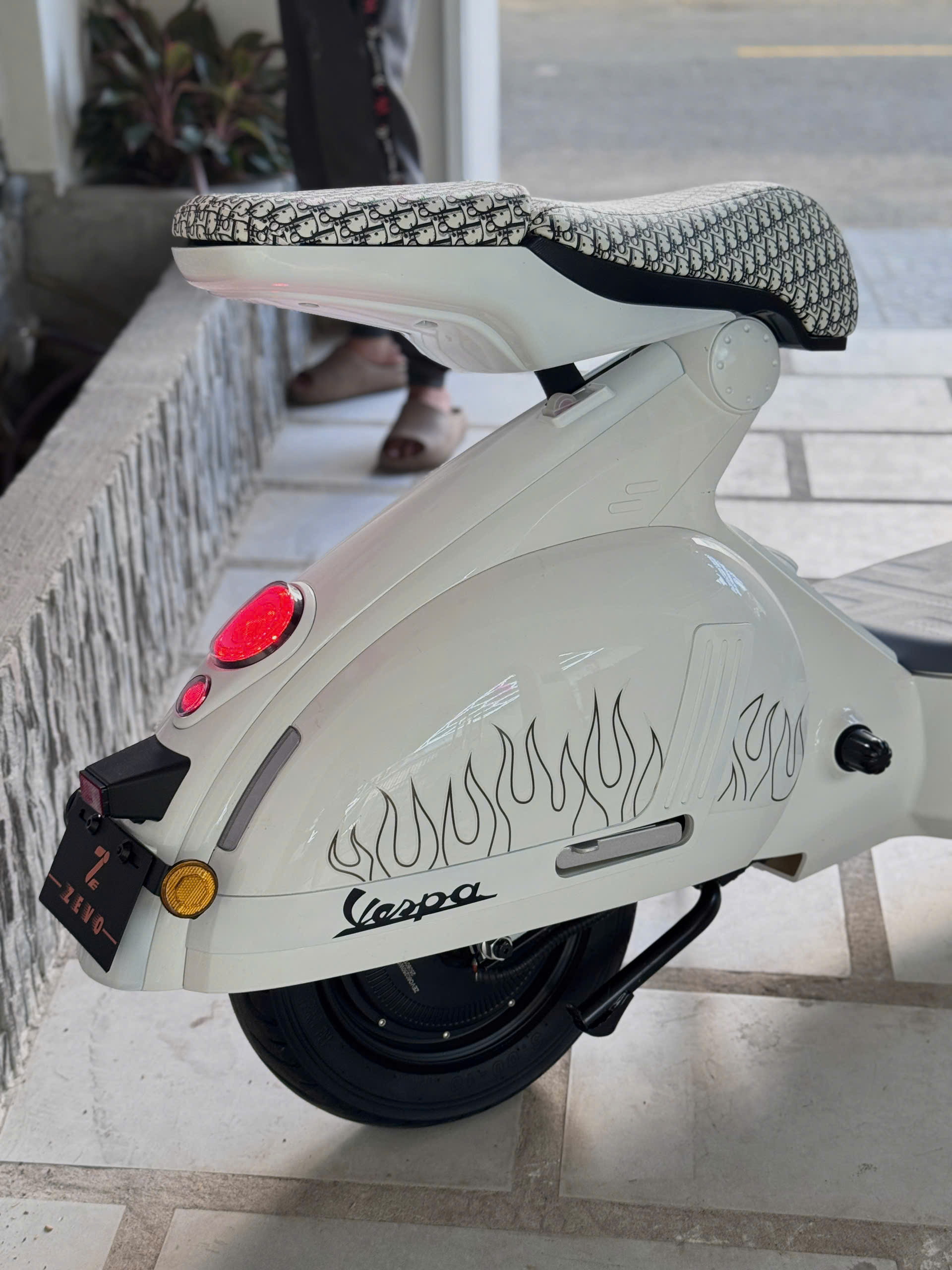 Xe Điện Vespa Dior 946