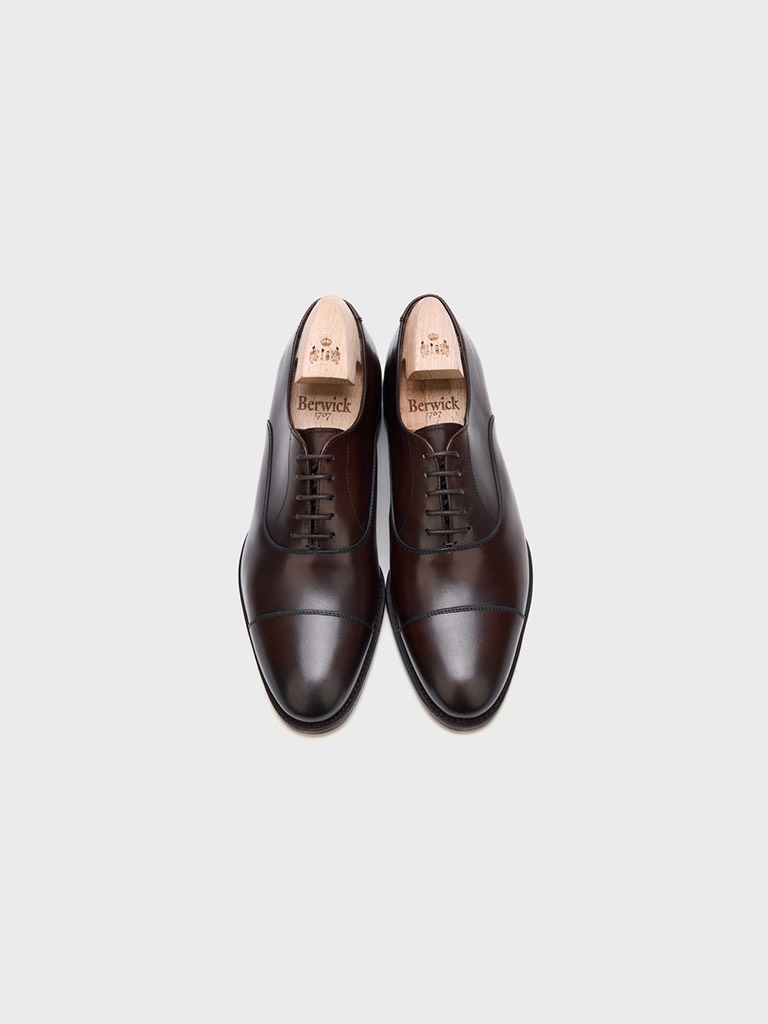 H156 Dark Brown Nomera Calf toe Oxford