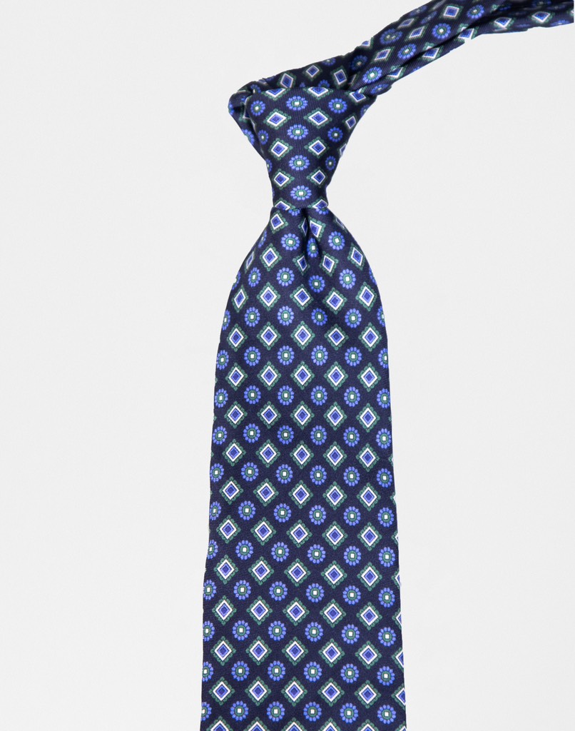 3-fold Silk Tie in Dark Blue Mosaic Patterned