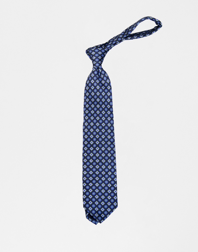 3-fold Silk Tie in Dark Blue Mosaic Patterned