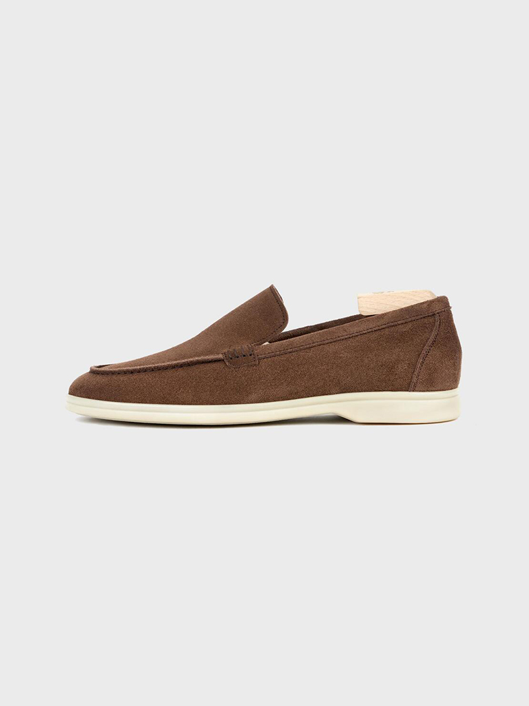 H282 Mustang Suede Slip-on