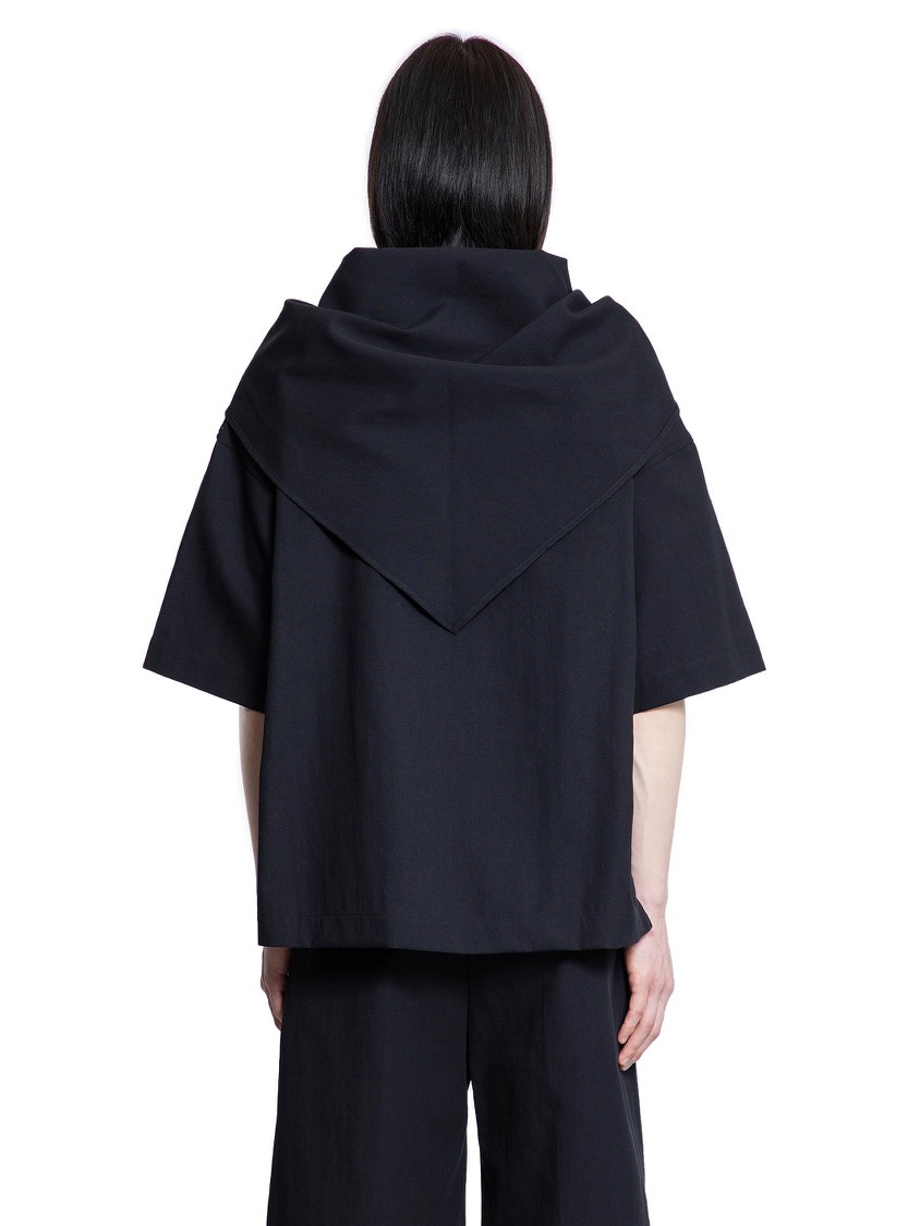 Cary Woven Scarf T-shirt in Black