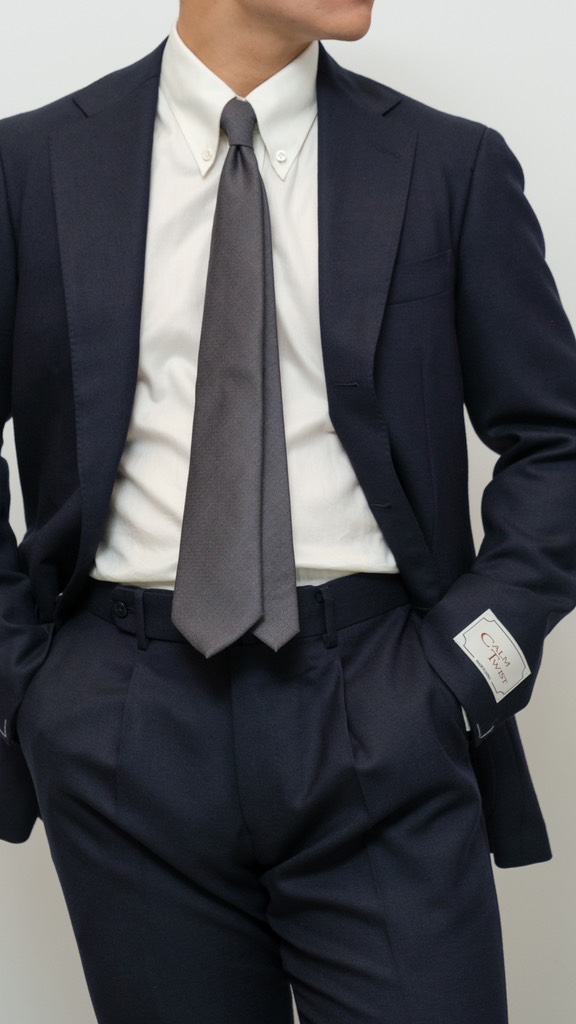 Dark Navy Calm Twist Suit 06X