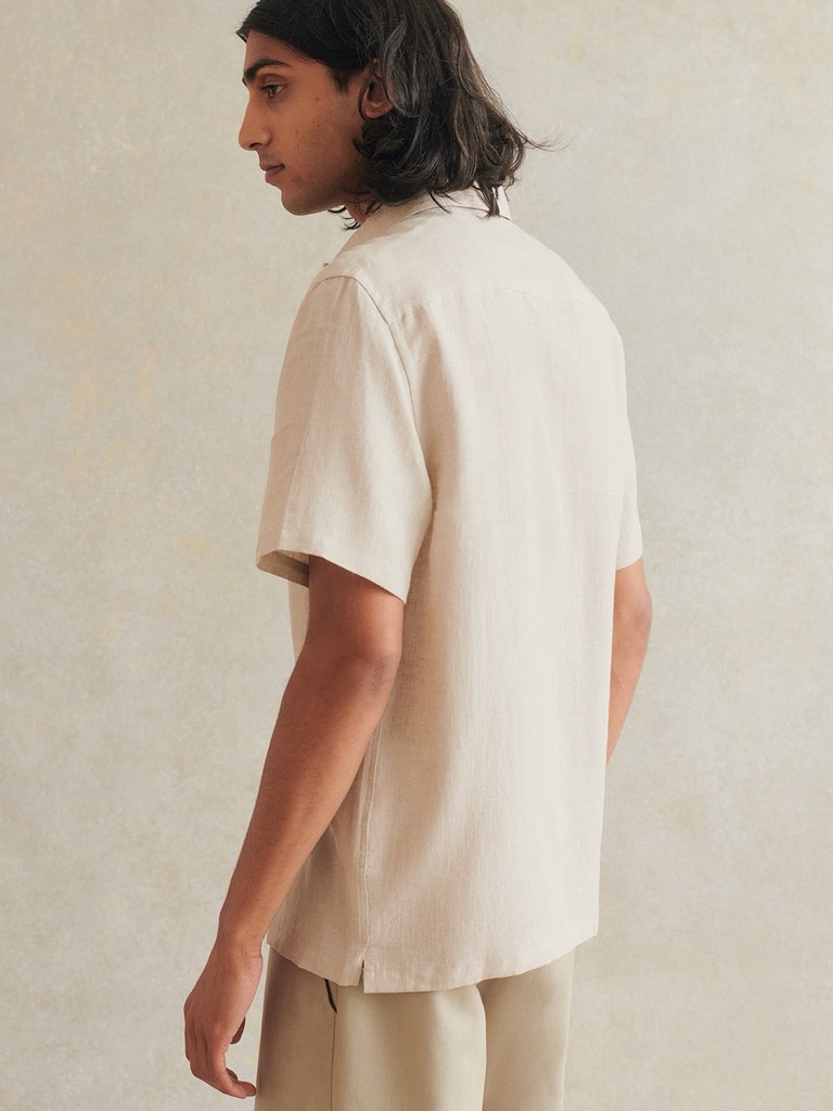 Embroidered Camp Collar Short Sleeves Shirt In Undyed Flax Olive Branch