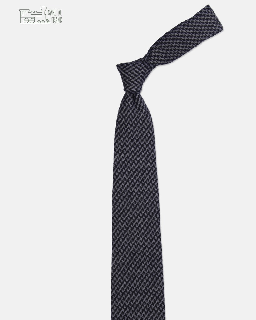 Black/White Houndstooth Wool Tie