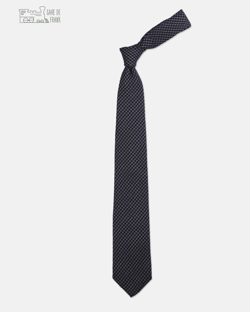 Black/White Houndstooth Wool Tie