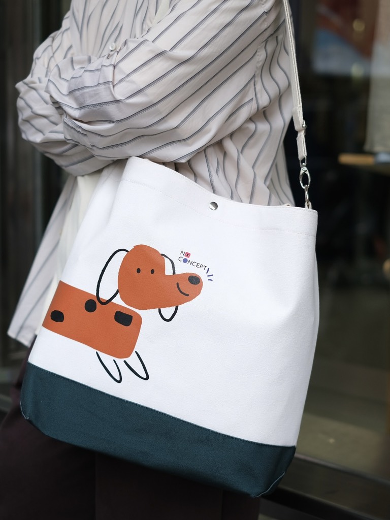 No Concept tote bag