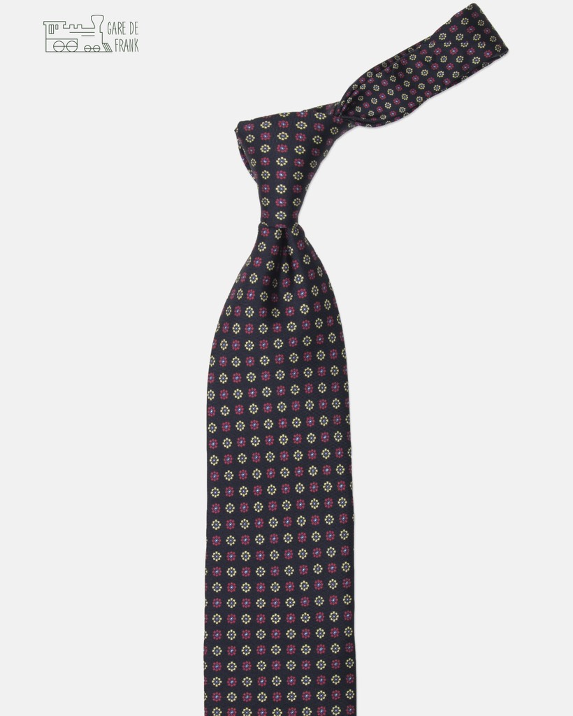 3-Fold Silk Tie In Black/Red/Yellow Floral