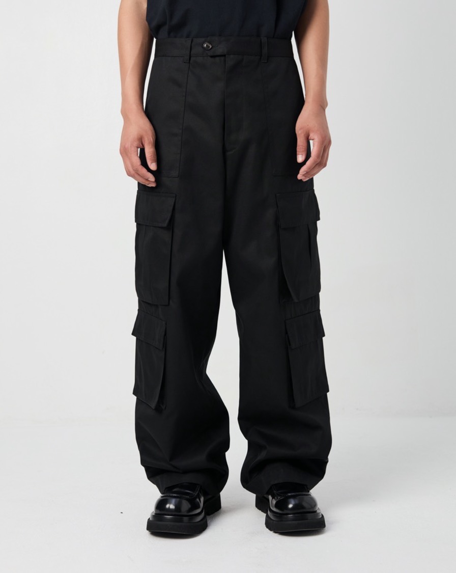 Long Cargo Pants In Black