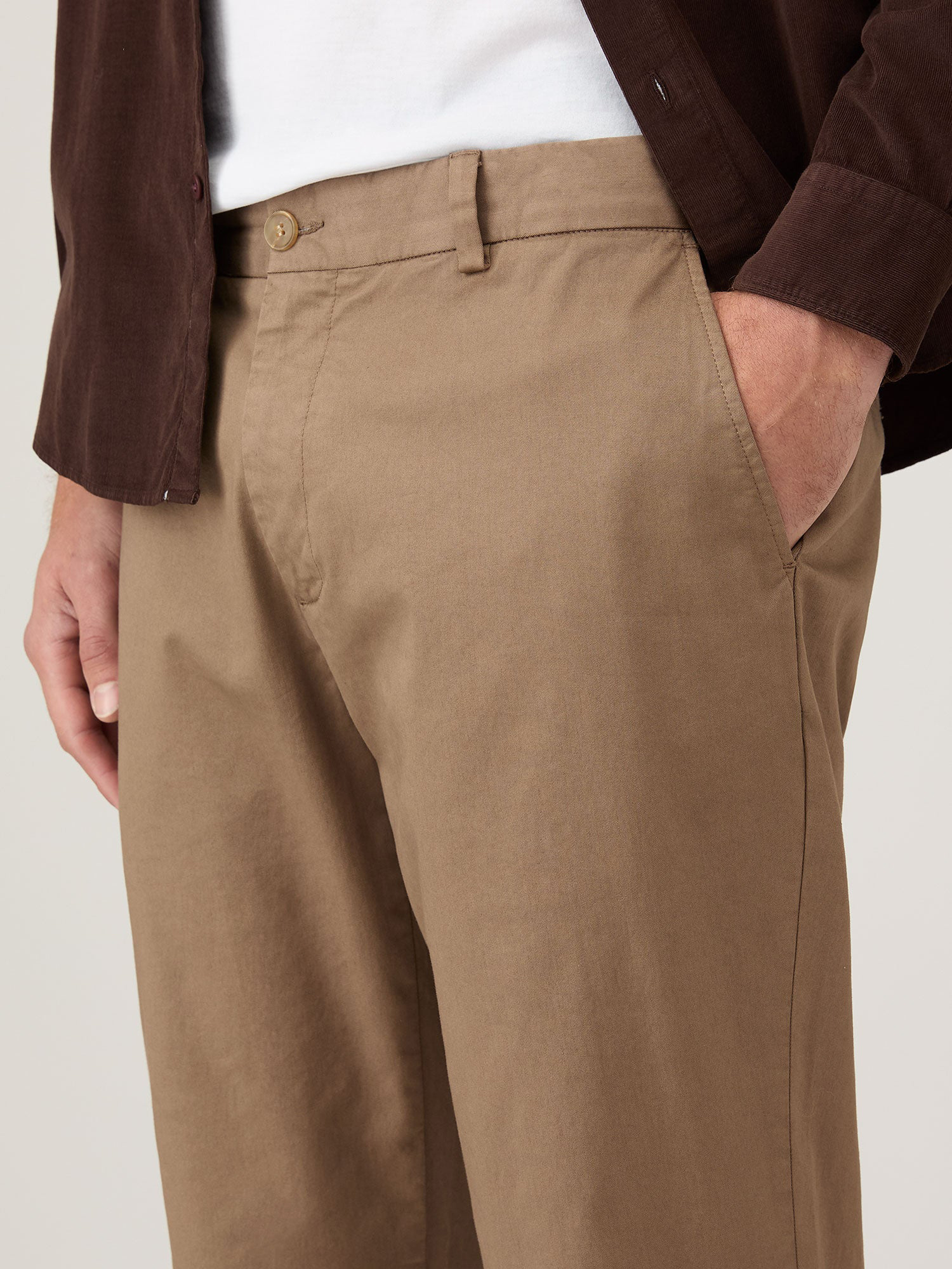 Regular Fit Chino in Dark Stone