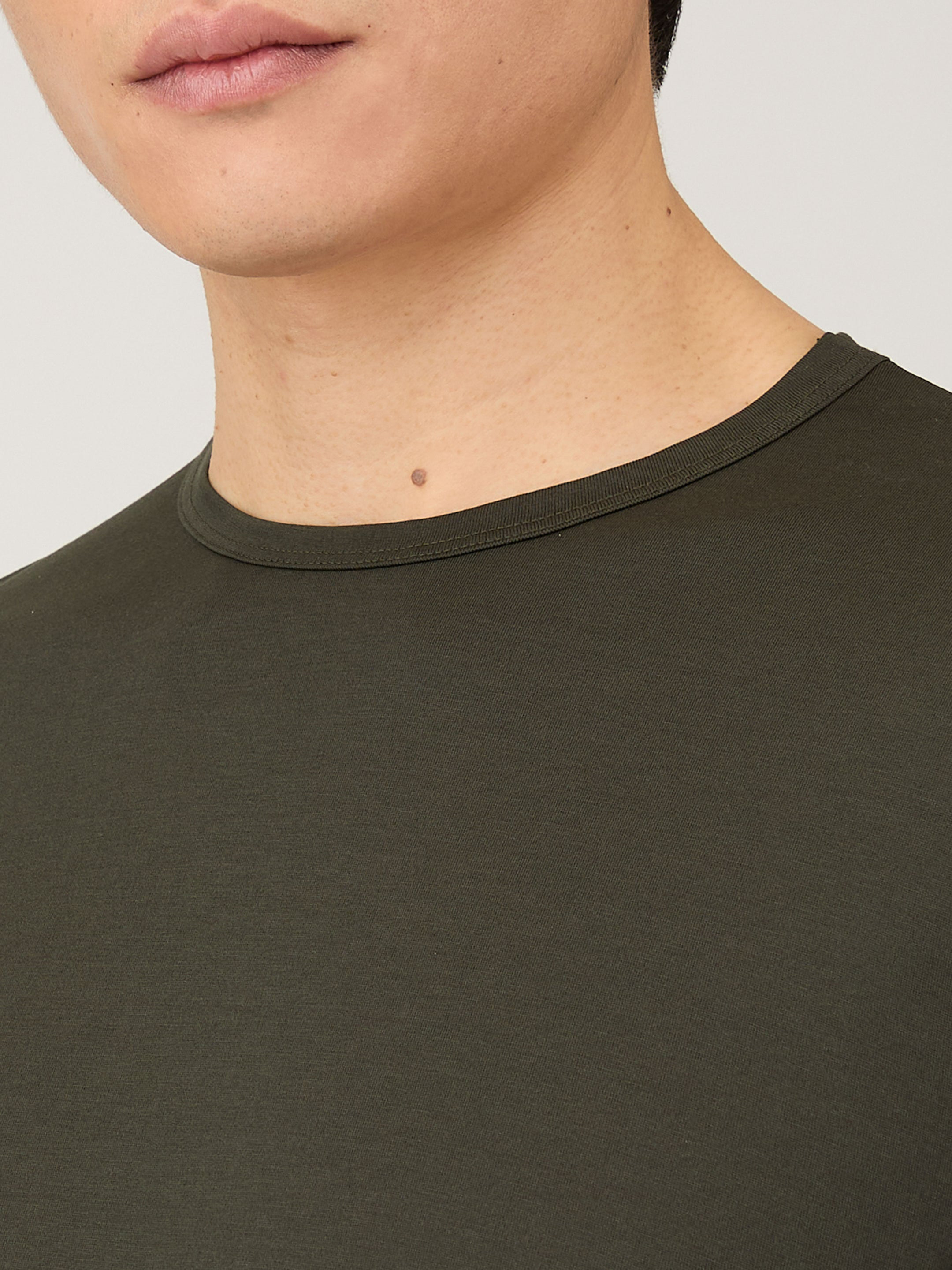 SS Crew Neck T-Shirt in Dark Green