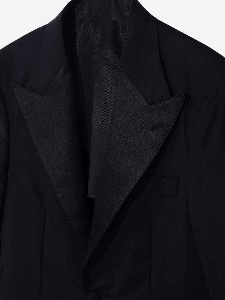 Black Tuxedo 01D