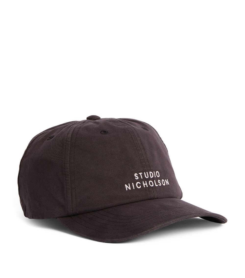 Logo Cap in Black Grape